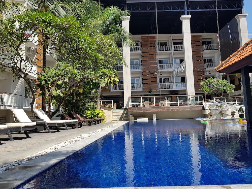 New Garden View Resort Legian Exterior foto