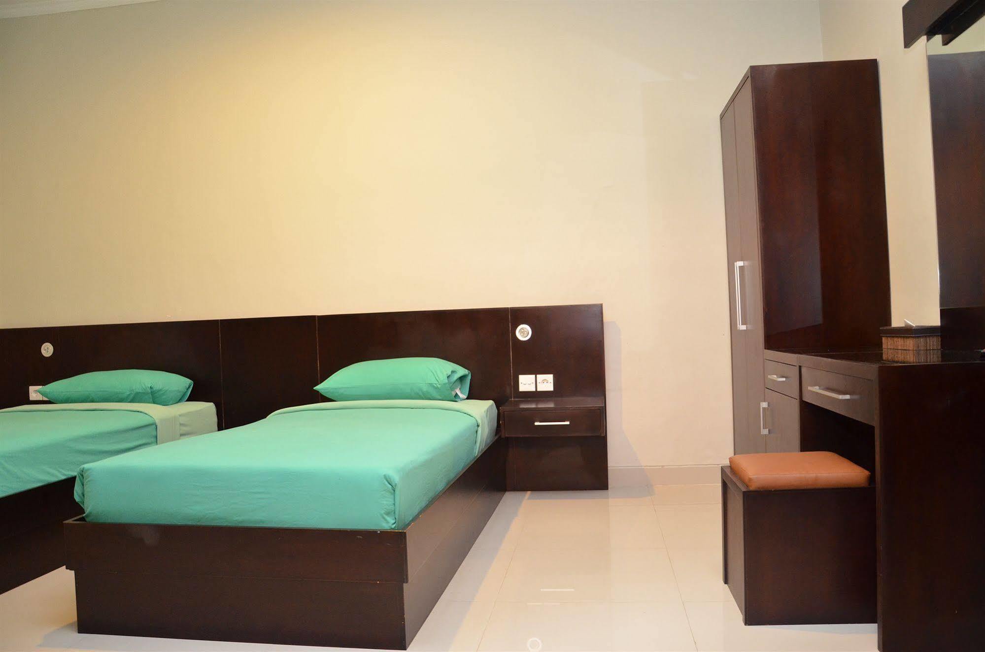 New Garden View Resort Legian Exterior foto